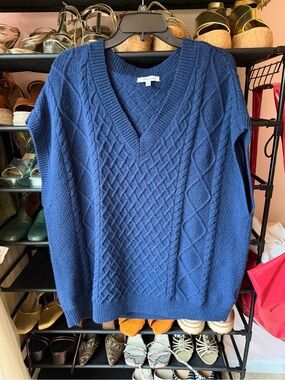 Madewell Men's Knit V-Neck Sweater Vest in Navy Blue